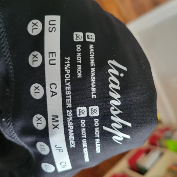 🌻 4 for $15 🌻 NWOT black high waist leggings with pockets - Picture 2 of 2